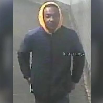 如何有效解决女子地铁上与男子争吵猛踹对方的问题